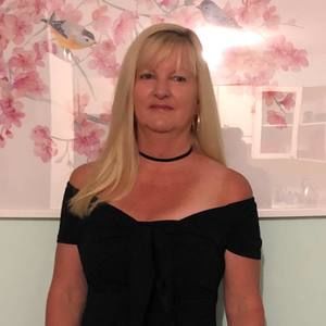 Meet your Posher, Robyn